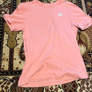 Men’s Nike logo T-Shirt, Pink, Small, lightly worn